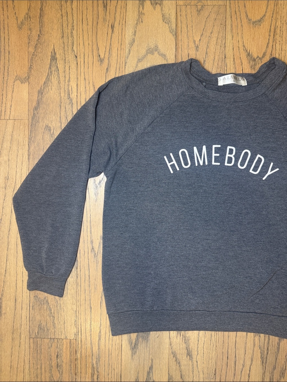 HOMEBODY Women’s Gray Pullover Sweatshirt Size Small - Picture 2 of 9